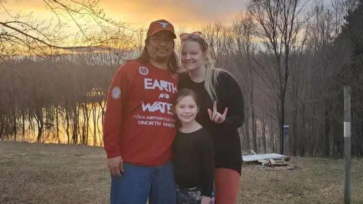 101711865_1774617296536279_r